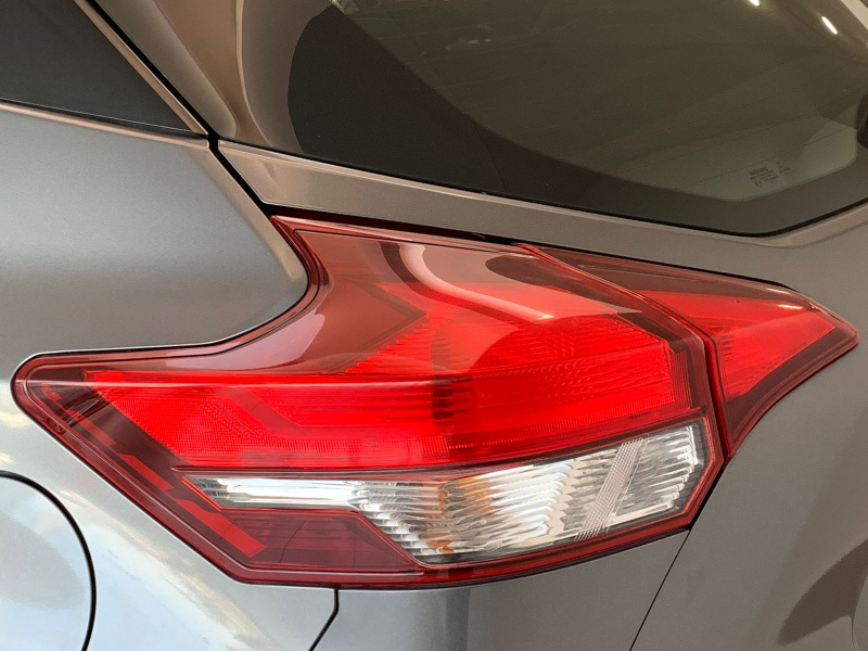 Nissan Kicks  5 pts. Advance, 1.6l, TA, a/ac., VE, RA-17 2017